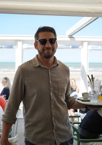 Serveur en terrasse, Key West Blonville-sur-Mer